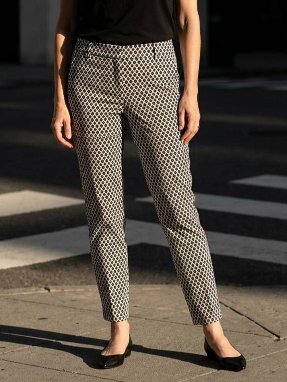 🔸️H&M Black & White Lattice Slim Crop Ankle Pants Size 12